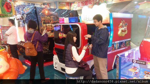 承天禪寺:土城承天禪寺油桐花步道