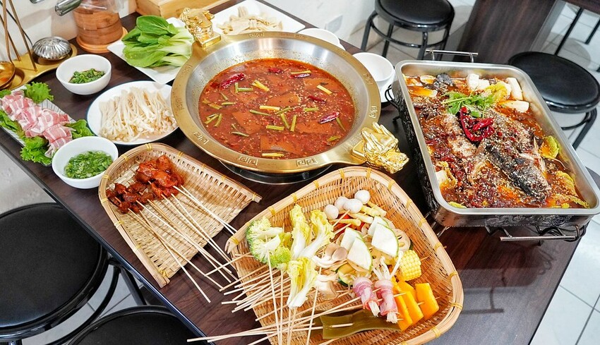 LINE_ALBUM_川麵道雙十店 二傻夫婦_221231_22