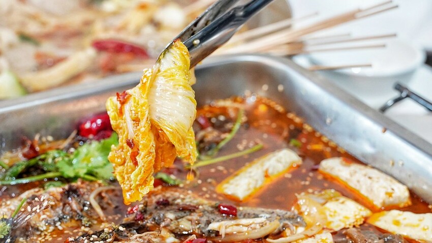 LINE_ALBUM_川麵道雙十店 二傻夫婦_221231_17