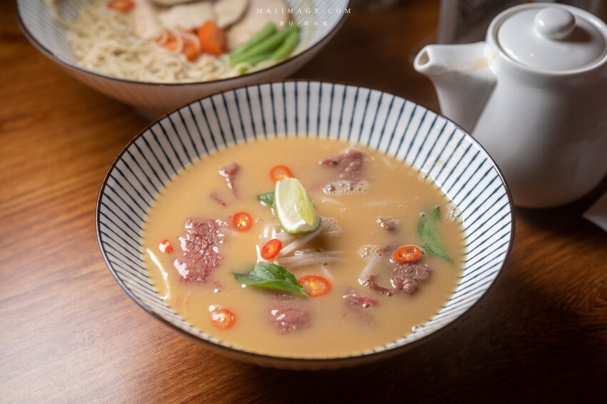 台北餐酒｜休憩拉麵酒吧～2023最新特色酒吧，營業到凌晨三點夜貓族宵夜福音、捷運國父紀念館站美食、東區宵