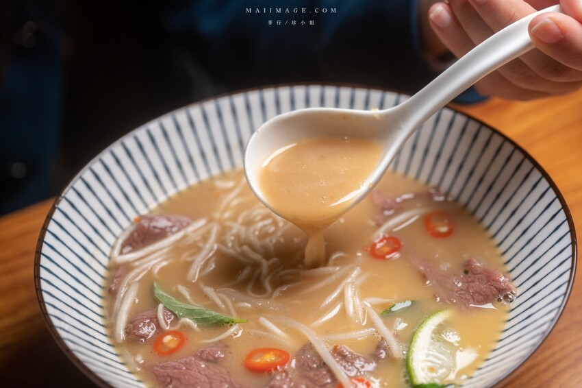 台北餐酒｜休憩拉麵酒吧～2023最新特色酒吧，營業到凌晨三點夜貓族宵夜福音、捷運國父紀念館站美食、東區宵