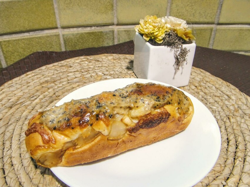 【美食】「和正農作~麵包之魂 竹圍店」春鹽可頌，竹圍麵包店推薦、淡水麵包推薦、新北麵包推薦