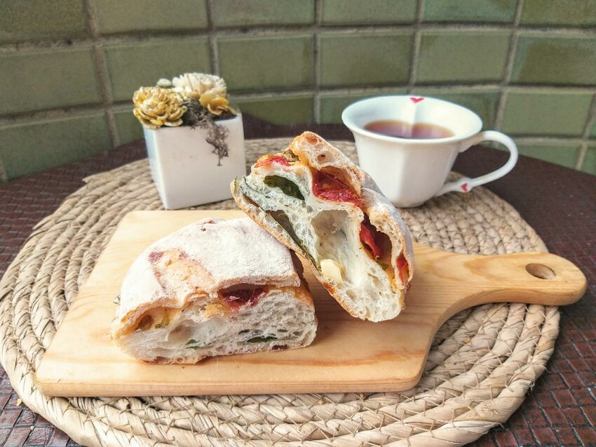 【美食】「和正農作~麵包之魂 竹圍店」春鹽可頌，竹圍麵包店推薦、淡水麵包推薦、新北麵包推薦