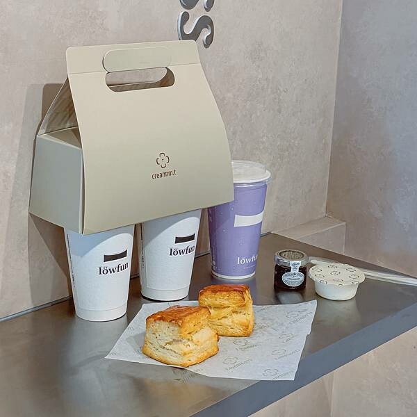 台北 中山區 löwfun裸放茶旅 飲料 司康 1.jpeg