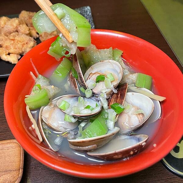 1994串燒居酒屋|楠梓區美食|年節不休息|1月底前啤酒暢飲$299|喝酒配串燒大快朵頤|限量鹽焗魚需提前預訂