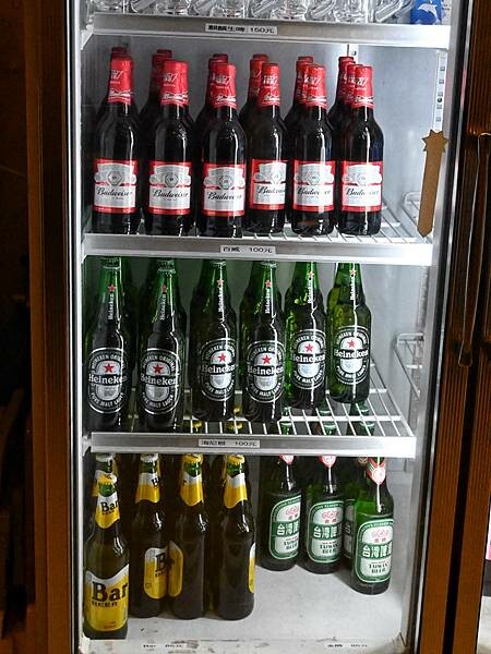 1994串燒居酒屋|楠梓區美食|年節不休息|1月底前啤酒暢飲$299|喝酒配串燒大快朵頤|限量鹽焗魚需提前預訂