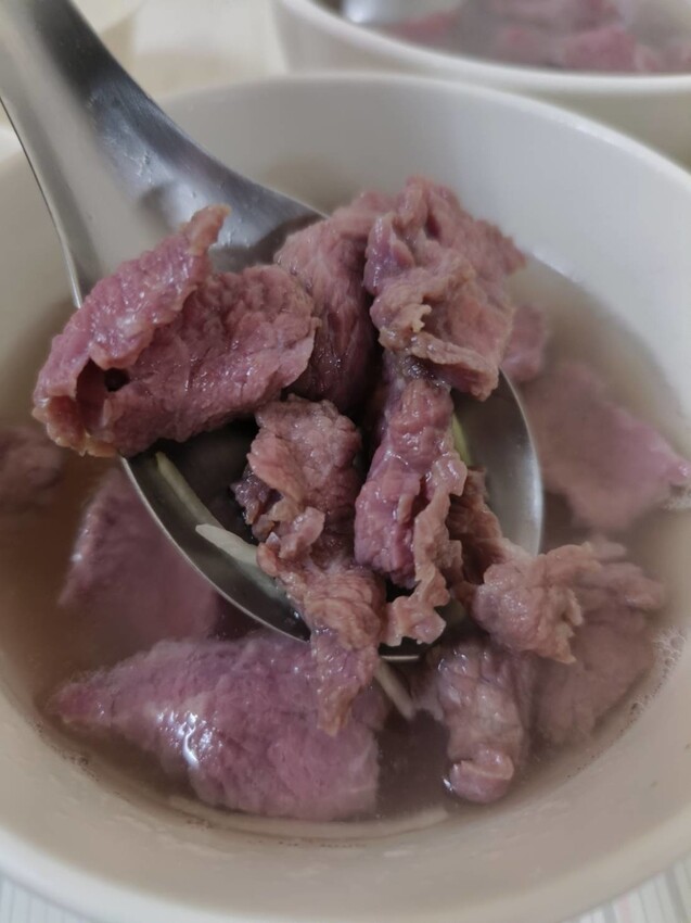 15082.jpg - 【台南.永康】在地人吃的店。阿丁溫體牛肉湯。推牛肉炒苦瓜+芥藍炒牛肉+溫體牛肉湯牛肉超級嫩又鮮甜