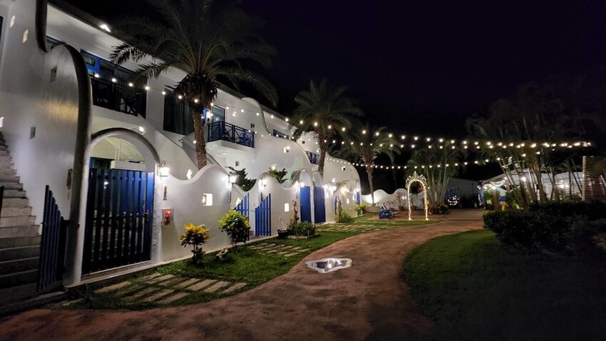 364931.jpg - 【屏東.小琉球】寵物友善住宿。地中海海景民宿。早餐吃到飽+草皮超美+無敵海景+網美泳池