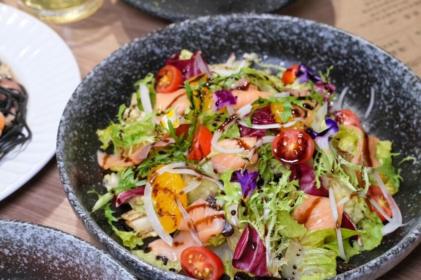 橋 義式餐廳｜台中超夯隱藏版創意義大利麵，融合法式、泰式、川味打造異國新滋味！ - 肉依小姐吃什麼