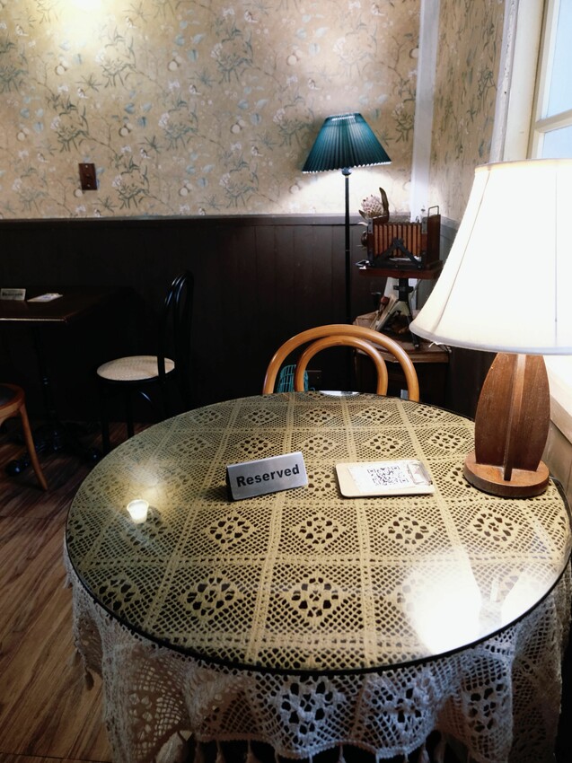 [台中西屯] Mook木可餐行｜隱身在巷弄內60年老宅｜無招牌手作早午餐店｜必點法式正統舒芙蕾｜寵物有善餐廳｜內附菜單 - 萍姐愛分享