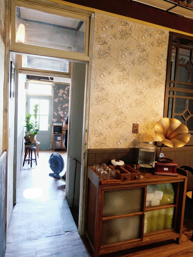 [台中西屯] Mook木可餐行｜隱身在巷弄內60年老宅｜無招牌手作早午餐店｜必點法式正統舒芙蕾｜寵物有善餐廳｜內附菜單 - 萍姐愛分享