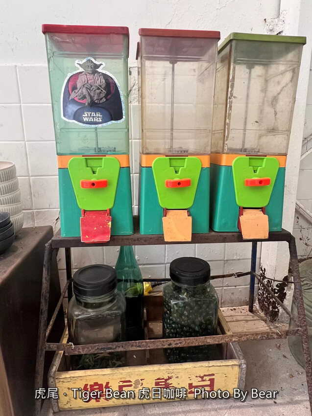 【虎尾】「虎日咖啡Tiger Bean.60年代復古懷舊風老宅咖啡(創意特調咖啡/肉桂捲/小老鼠乳酪/手作甜點)」