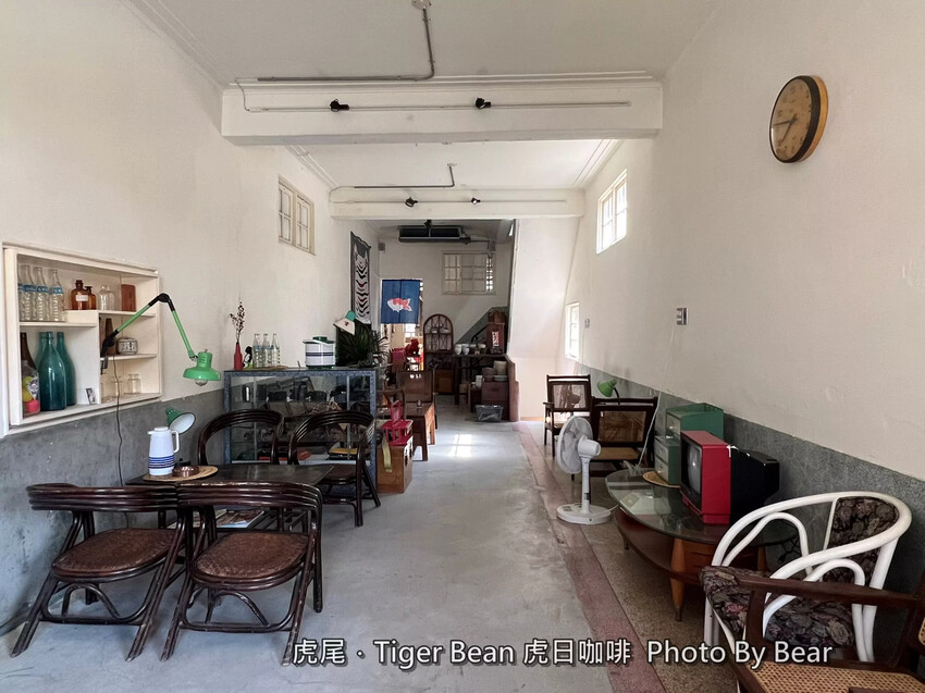 【虎尾】「虎日咖啡Tiger Bean.60年代復古懷舊風老宅咖啡(創意特調咖啡/肉桂捲/小老鼠乳酪/手作甜點)」