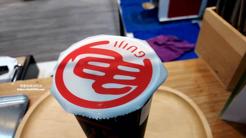 屏東手搖飲料 – 龜記茗品屏東民生店 極品紅茶 一喝讓你無法停下來