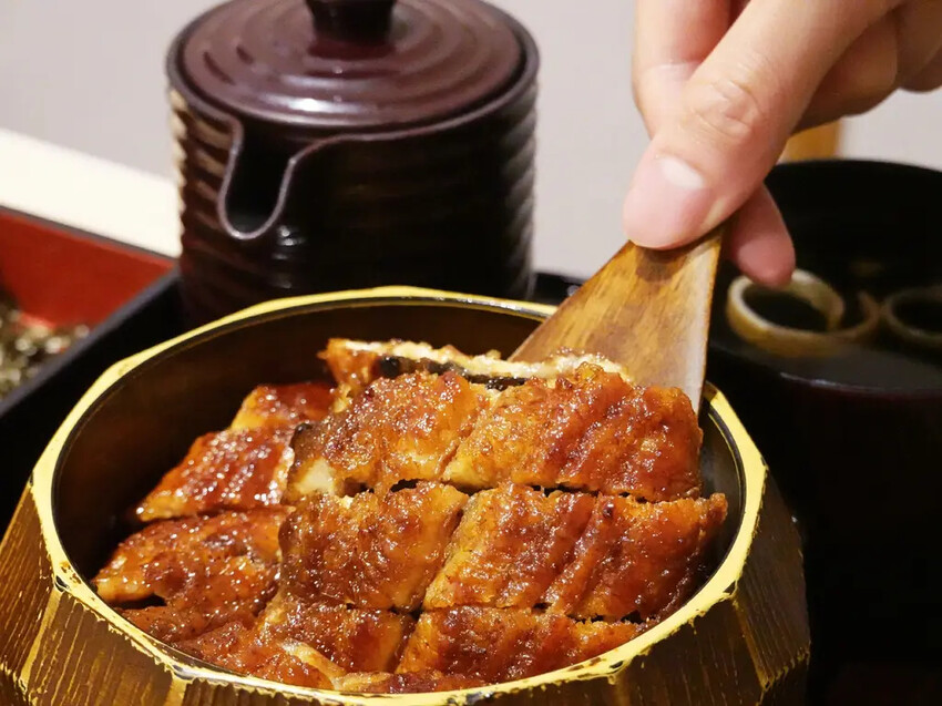 鰻魚飯控必吃！日本米其林鰻魚飯台北就有，四代目菊川必吃鰻魚三吃。
