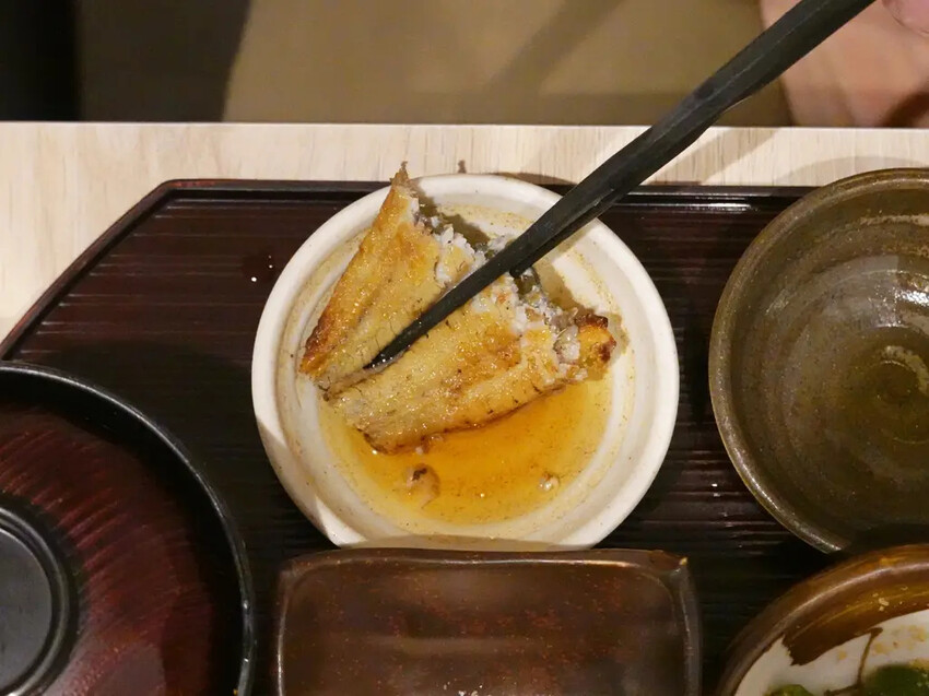 鰻魚飯控必吃！日本米其林鰻魚飯台北就有，四代目菊川必吃鰻魚三吃。