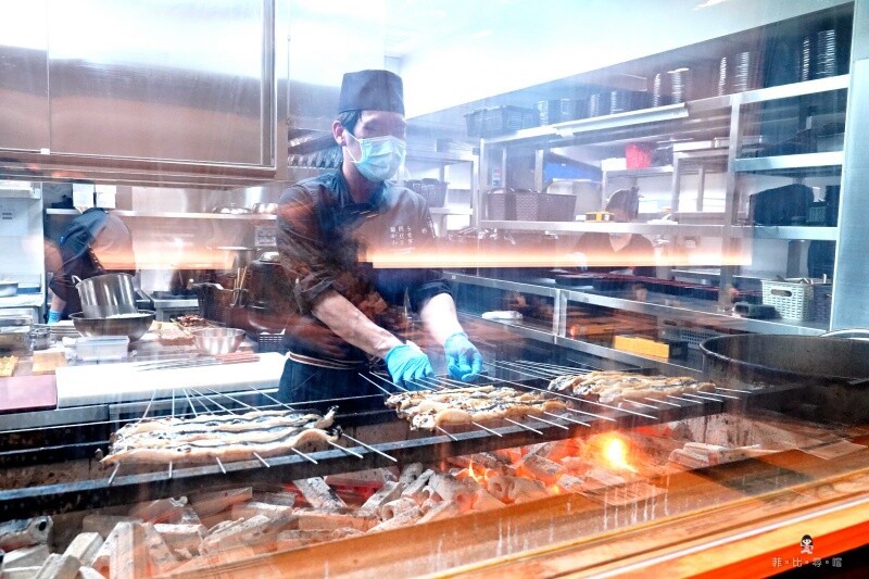 うなぎ四代目菊かわ 鰻魚飯專賣店 日本90年老店米其林餐盤推薦 正宗炭火直烤蒲燒外酥內軟 想吃不用飛日本!