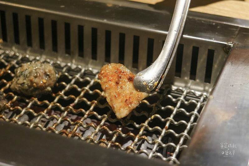 台中西屯｜一個人也能獨享美味優質燒肉，蔬菜沙拉自助吧吃到飽｜焼肉スマイル（燒肉Smile）市政店