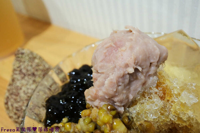 台南飲料【大可口飲品店】愛玉仙草甜品剉冰!桃膠養顏瓶裝好攜帶│草莓雪花冰超推薦│茶飲優惠價│永康美食