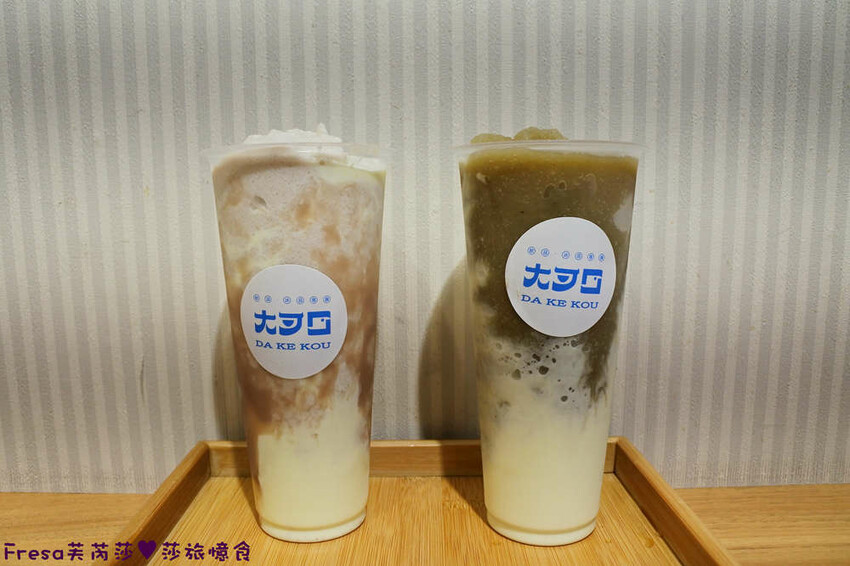 台南飲料【大可口飲品店】愛玉仙草甜品剉冰!桃膠養顏瓶裝好攜帶│草莓雪花冰超推薦│茶飲優惠價│永康美食