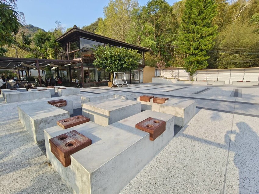 44367.jpg - 【新竹.尖石】日見森嵐景觀餐廳。寵物友善可落地。火鍋+簡餐+咖啡+戶外空間超美