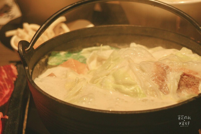 台中西區｜心目中第一名牛奶鍋台中公益路一級戰區新開幕！義式白醬湯底濃郁香醇｜加分100%浜中特選昆布鍋物-台中公益店