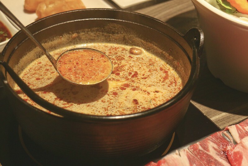 台中西區｜心目中第一名牛奶鍋台中公益路一級戰區新開幕！義式白醬湯底濃郁香醇｜加分100%浜中特選昆布鍋物-台中公益店