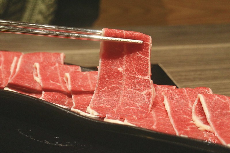 台中西區｜心目中第一名牛奶鍋台中公益路一級戰區新開幕！義式白醬湯底濃郁香醇｜加分100%浜中特選昆布鍋物-台中公益店