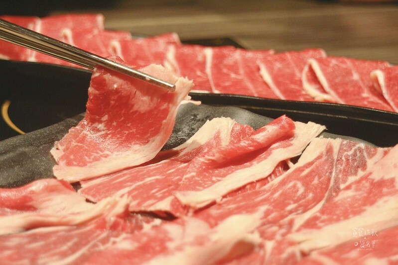 台中西區｜心目中第一名牛奶鍋台中公益路一級戰區新開幕！義式白醬湯底濃郁香醇｜加分100%浜中特選昆布鍋物-台中公益店