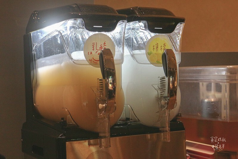 台中西區｜心目中第一名牛奶鍋台中公益路一級戰區新開幕！義式白醬湯底濃郁香醇｜加分100%浜中特選昆布鍋物-台中公益店