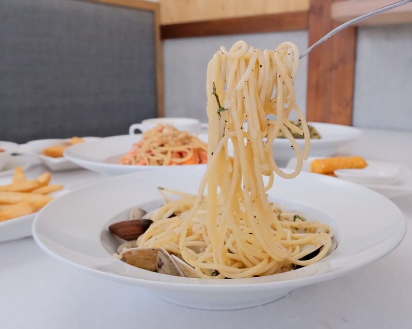 【新北蘆洲美食】義窩瘋~蘆洲平價義大利麵~義大利麵料多實在、口味豐富~九芎街平價美食推薦~