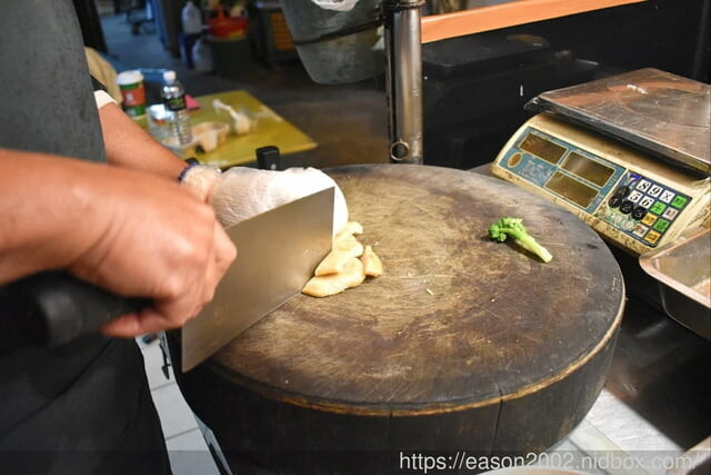 隱身巷弄裡的黃金滷味|一心圓古早味滷味,獨門配方飄香20餘年的秘密