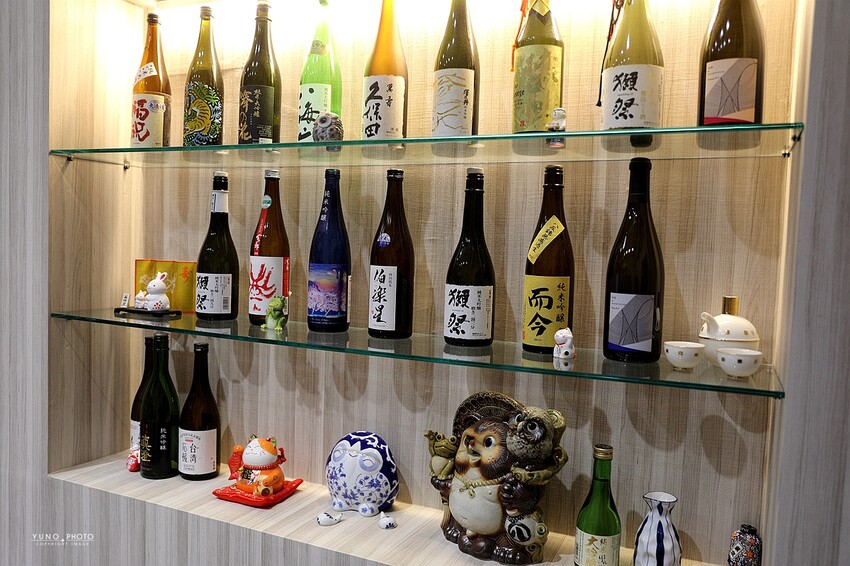 在地人才知道的巷內日料美食！限定10席 沒預約吃不到 每人1500元