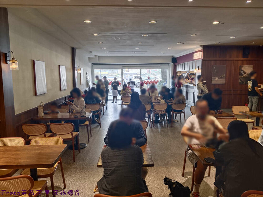 高雄市三民區高雄美食【VASO弘肉燥飯舖】文山特區超高人氣〝米其林必比登〞推薦美食.豬腿庫飯開店不到一小時就完售│澄清