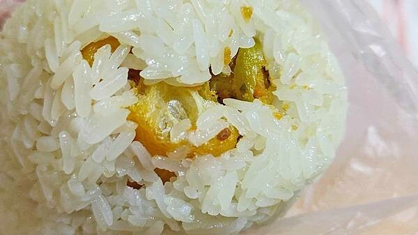 什麼？網路評價高達４.５顆星！？真的有這麼厲害？網路超高評價的飯糰店，真的有這麼強的實力嗎？讓大家吃