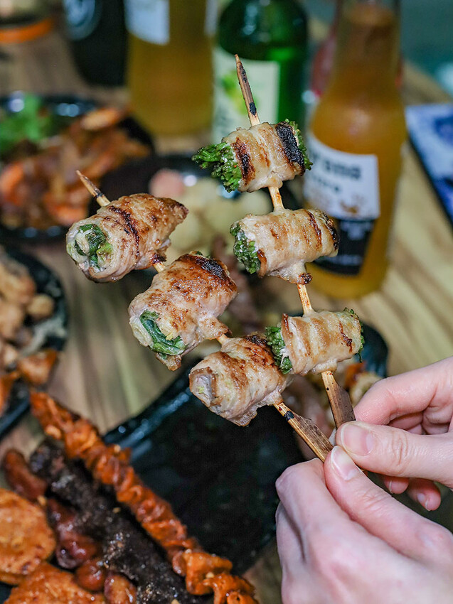 全國鹹酥雞大賽創新風味獎「車庫鹽酥雞」新竹店！吃得到串烤、炸物、公仔麵，最Chill台式居酒屋！