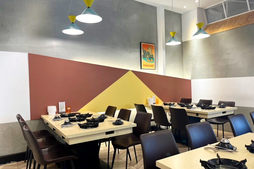 彰化縣員林市彰化員林人氣火烤兩吃,結合泰式火鍋與銅盤烤肉,老饕激推滿滿椰漿「泰式典藏椰奶鍋」!