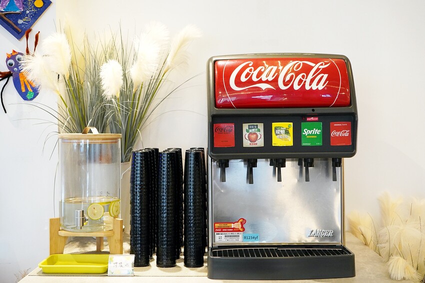 彰化縣員林市彰化員林人氣火烤兩吃,結合泰式火鍋與銅盤烤肉,老饕激推滿滿椰漿「泰式典藏椰奶鍋」!