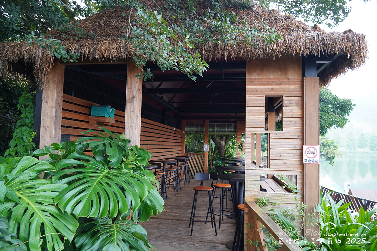 苗栗縣三義鄉【苗栗景觀餐廳】映象水岸｜峇里島風格湖畔餐廳，享受山景湖光與天鵝船的放鬆時光。苗栗景點