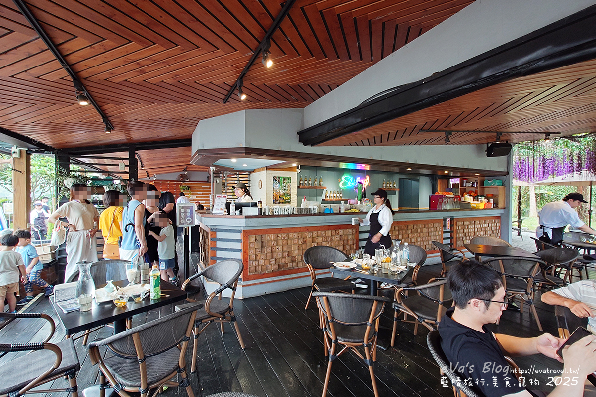 苗栗縣三義鄉【苗栗景觀餐廳】映象水岸｜峇里島風格湖畔餐廳，享受山景湖光與天鵝船的放鬆時光。苗栗景點