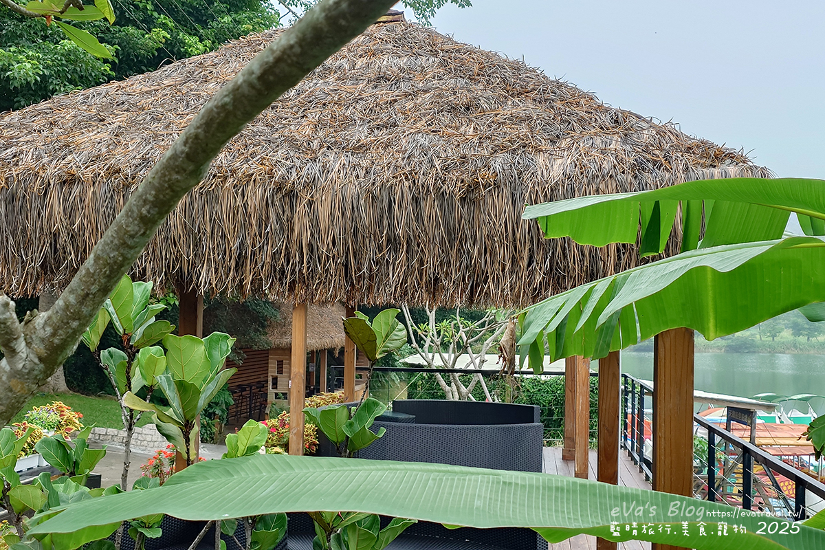 苗栗縣三義鄉【苗栗景觀餐廳】映象水岸｜峇里島風格湖畔餐廳，享受山景湖光與天鵝船的放鬆時光。苗栗景點