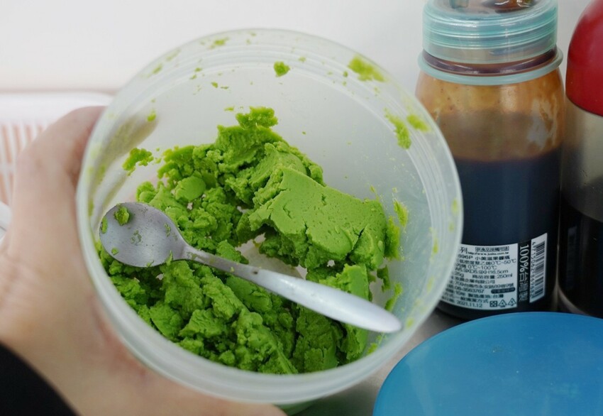 台北來的虱目魚專賣店！堅持魚骨熬湯不加味精，魚皮麵線、海產粥好大一碗，限量燙魚腸、手工蝦捲必點～