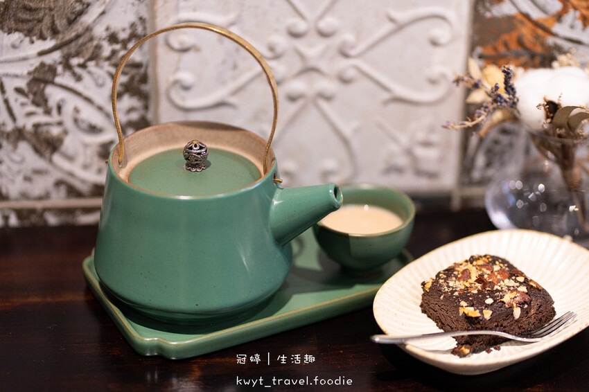 中西區早午餐推薦-亦室-中西區咖啡廳推薦-台南日系工業風咖啡廳推薦 (21 - 35).jpg