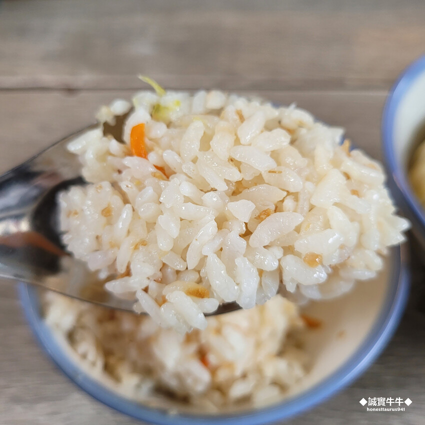 台北大同區美食:大橋頭站《灶頂原汁排骨湯高麗菜飯》連續5年必比登推薦
