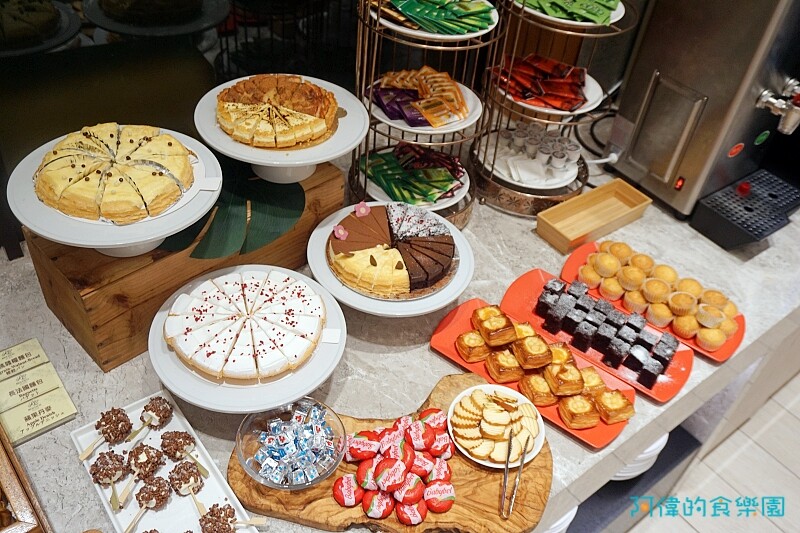 【松江南京】台北漢普頓酒店-洛可可茶苑自助餐5月底用餐享7折優惠、當日壽星5折優惠，還有精緻主餐三選一