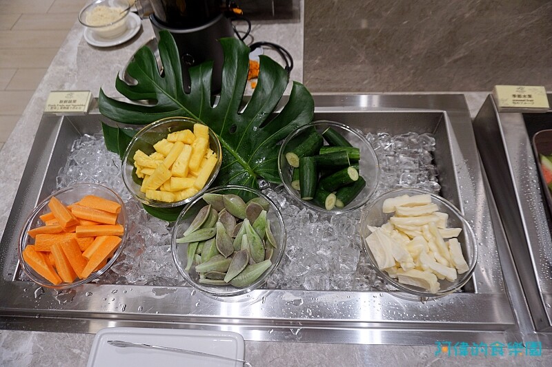 【松江南京】台北漢普頓酒店-洛可可茶苑自助餐5月底用餐享7折優惠、當日壽星5折優惠，還有精緻主餐三選一