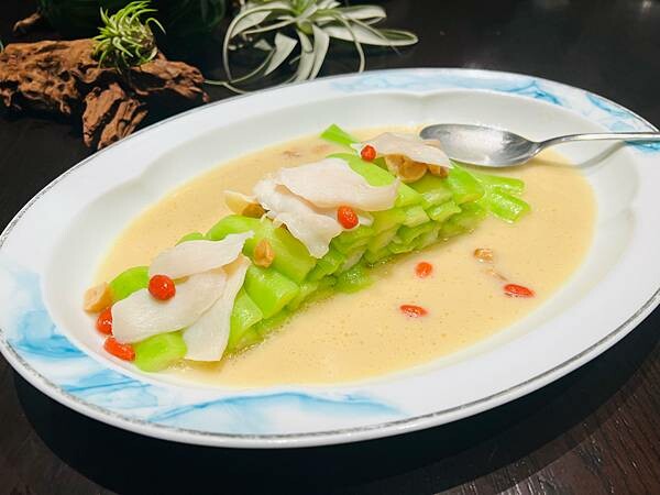 高雄洲際酒店中餐廳:湛露。宴客聚餐的好選擇。必推脆皮烤鴨 高雄洲際酒店中餐廳:湛露。宴客聚餐的好選擇。必推脆皮烤鴨