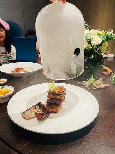 高雄洲際酒店中餐廳:湛露。宴客聚餐的好選擇。必推脆皮烤鴨 高雄洲際酒店中餐廳:湛露。宴客聚餐的好選擇。必推脆皮烤鴨