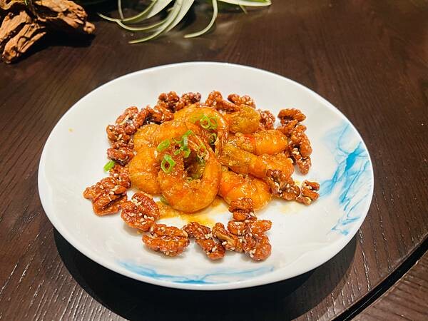 高雄洲際酒店中餐廳:湛露。宴客聚餐的好選擇。必推脆皮烤鴨 高雄洲際酒店中餐廳:湛露。宴客聚餐的好選擇。必推脆皮烤鴨