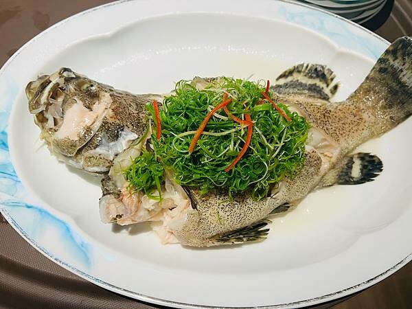 高雄洲際酒店中餐廳:湛露。宴客聚餐的好選擇。必推脆皮烤鴨 高雄洲際酒店中餐廳:湛露。宴客聚餐的好選擇。必推脆皮烤鴨